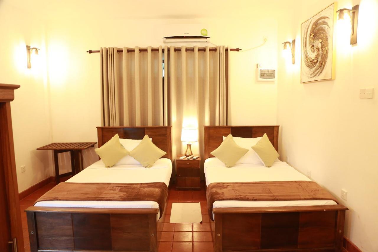 Hôtel Tepraas Sigirîya Extérieur photo